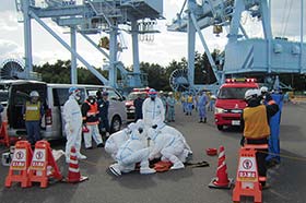 写真：携行機材